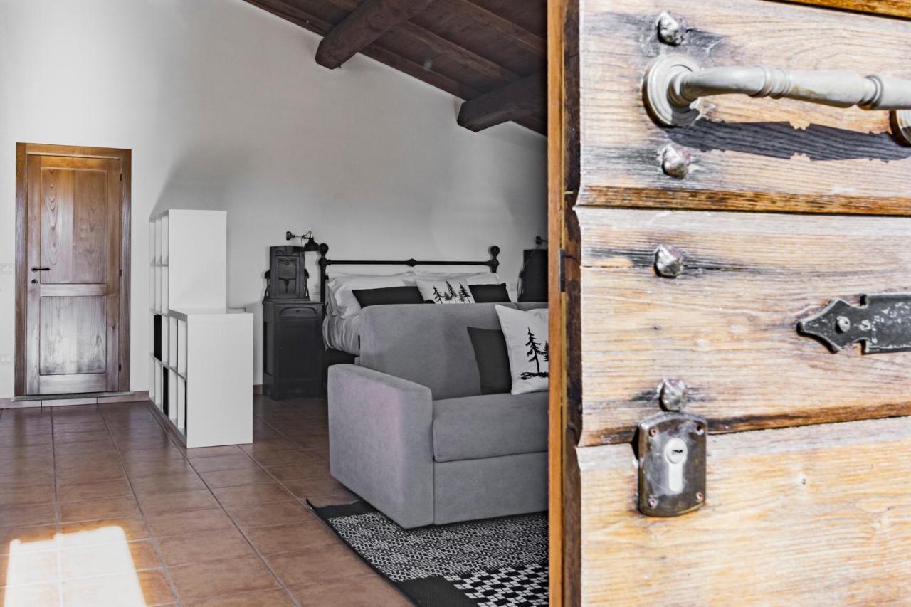 Casale Le Brecce B&B Отриколи Экстерьер фото