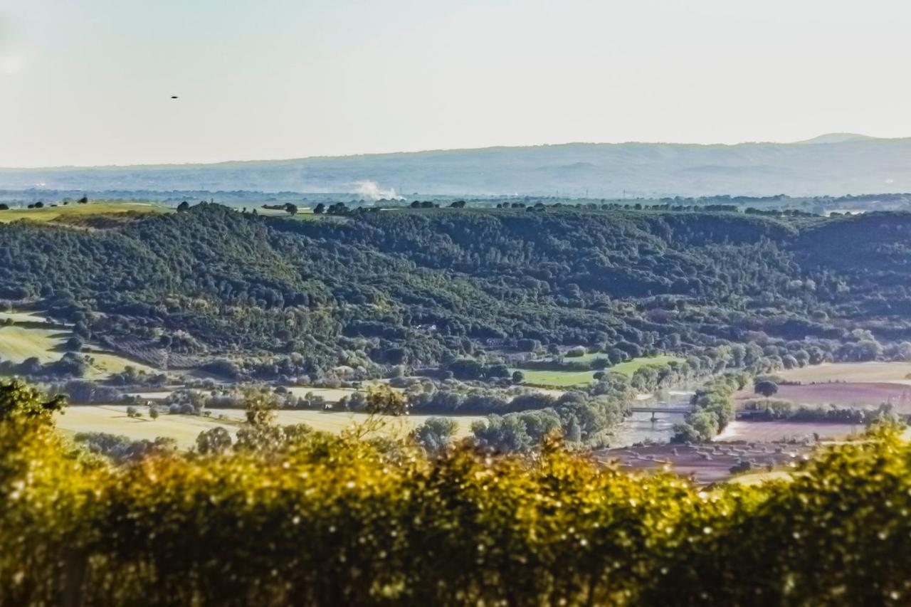 Casale Le Brecce B&B Отриколи Экстерьер фото